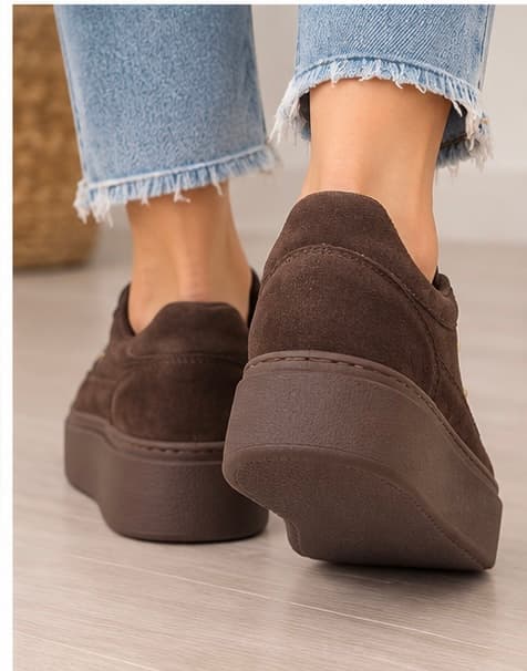 Καφέ δυπατο suede sneakers 